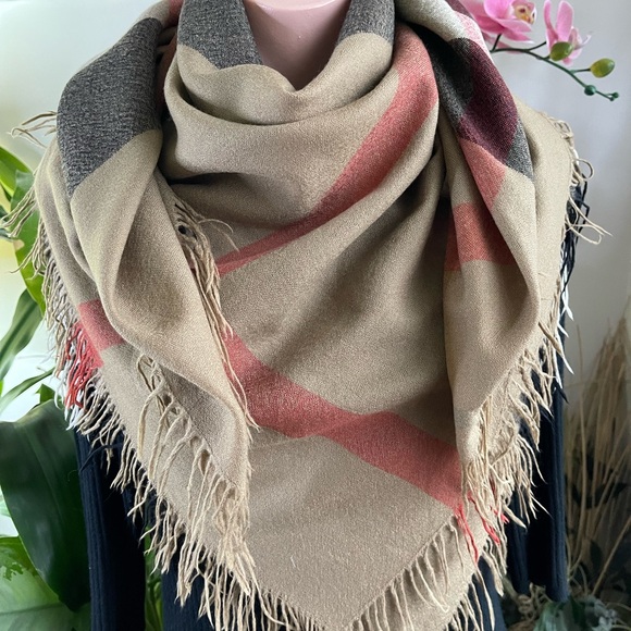 Burberry Square Scarf. - Picture 5 of 14